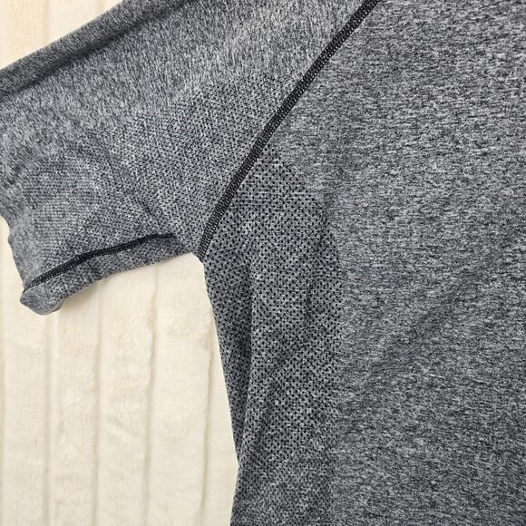 Human Performance Engineering HPE Men's Cross X Seamless T-Shirt Size M - Picture 2 of 10